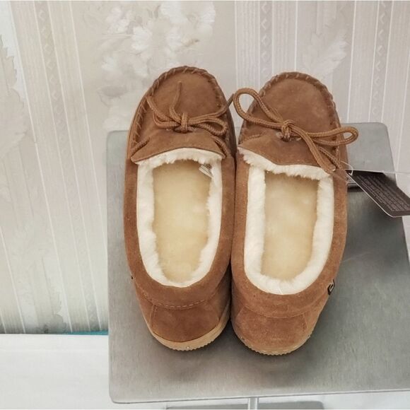 Lamo Mocassin Shoes    - Picture 2 of 7